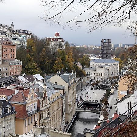 Appartamento Apartmán Moravská 188 Karlovy Vary Esterno foto