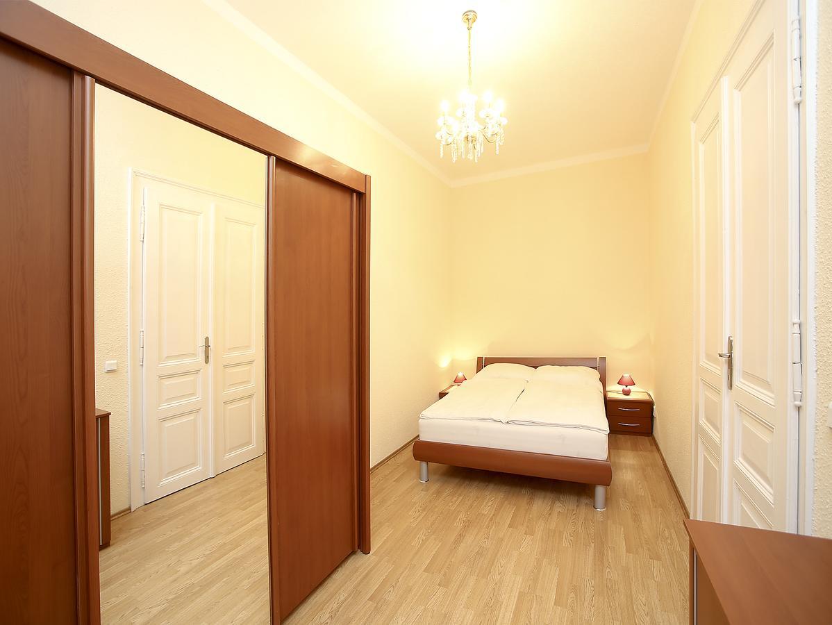 Appartamento Apartmán Moravská 188 Karlovy Vary Esterno foto